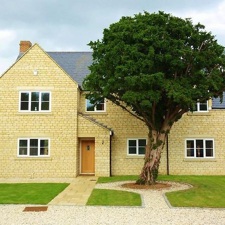 Coombe Cottage Sutton Green Dış mekan fotoğraf