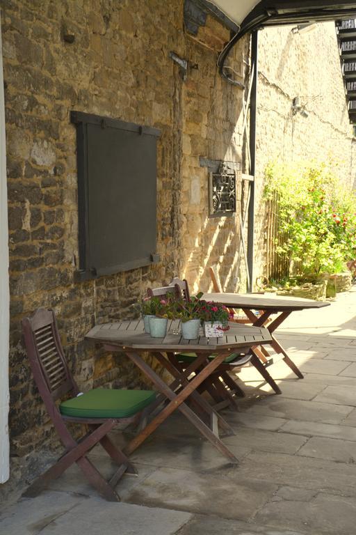Coombe Cottage Sutton Green Dış mekan fotoğraf