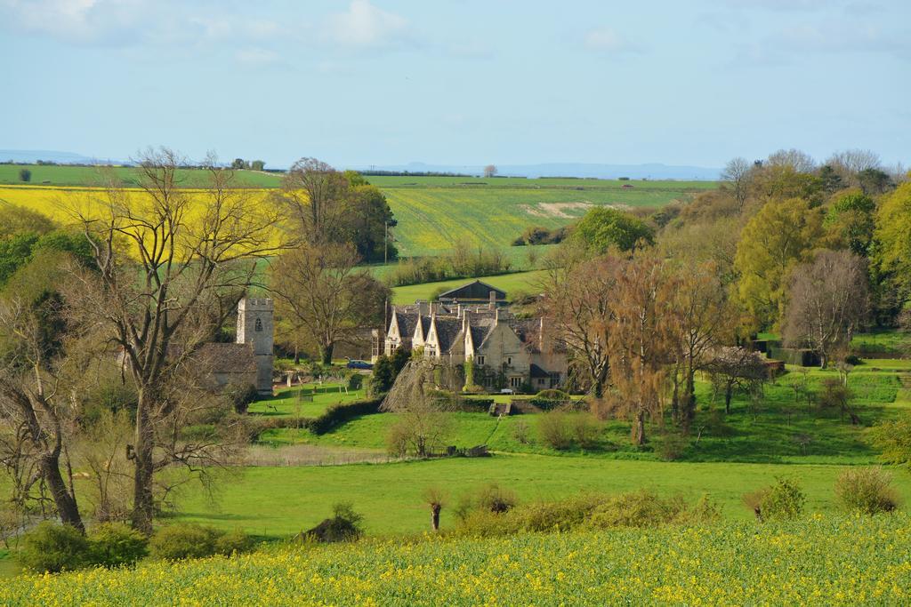 Coombe Cottage Sutton Green Dış mekan fotoğraf